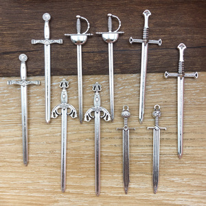 Pendentif épée en alliage d'argent antique, formes variées, plaqué alliage de zinc pour la fabrication de colliers, accessoires de bijoux DIY - Product Image 1