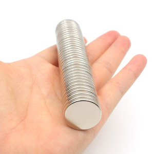 Imanes de Neodimio Fuertes <span class=keywords><strong>N50</strong></span> N52, Imán de Neodimio de 2 mm de Grosor, 15 mm x 2 mm - Product Image 1