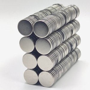 Magnete Permanente Senza Controllo di Esportazione, Elementi <span class=keywords><strong>HRE</strong></span>, Magnete al Neodimio a Disco - Product Image 1