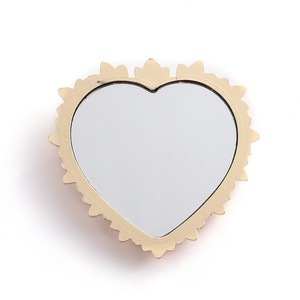 Heart Shape Brand Name Small Fashion <b>Compact</b> Gold Plated Girly Giftware Cosmetic Lovely <b>Mirror</b> - Product Image 2