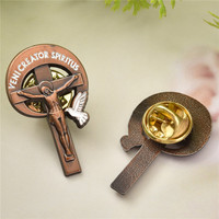 Broche personnalisée en métal, croix chrétienne, badge gravé, souvenir religieux, broche gravée pour vêtements, chapeau, sac à dos