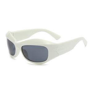 Wholesale New Fashion Men's and Women's Outdoor Sports Riding Windproof Multi-Color Uv <b>Sunglasses</b> - Product Image 3