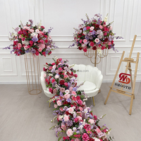 Susunan Bunga Meja Pernikahan Romantis Buatan, Warna Fuchsia Pink Ungu Campuran Mawar Peony Bola Bunga untuk Acara Pesta