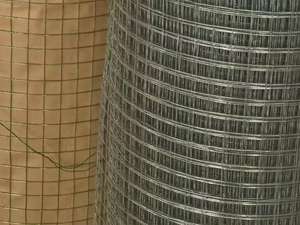 Rollo de malla de alambre de hierro galvanizado de alta calidad Rollos de malla de alambre soldado recubierto de Pvc - Product Image 3