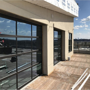 Porta del Garage Automatica Instime in Alluminio con Controllo Intelligente, Funzionamento Silenzioso e Design Elegante per Ville o Edifici Residenziali - Product Image 4