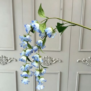 H348 Campanule e Mughetto Artificiali Pendenti, Fiori Artificiali per Drappeggi Nuziali, Decorazioni per Soffitti di Sale Matrimoni - Product Image 4