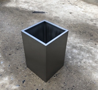 Pots de fleurs en acier inoxydable de conception moderne pour la décoration de la maison ou du jardin Plantes décoratives intérieures et extérieures