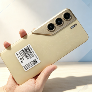 Nuevos artículos de moda en tendencia para 2026: Teléfonos inteligentes Camon 40 Pro 5G - Product Image 3