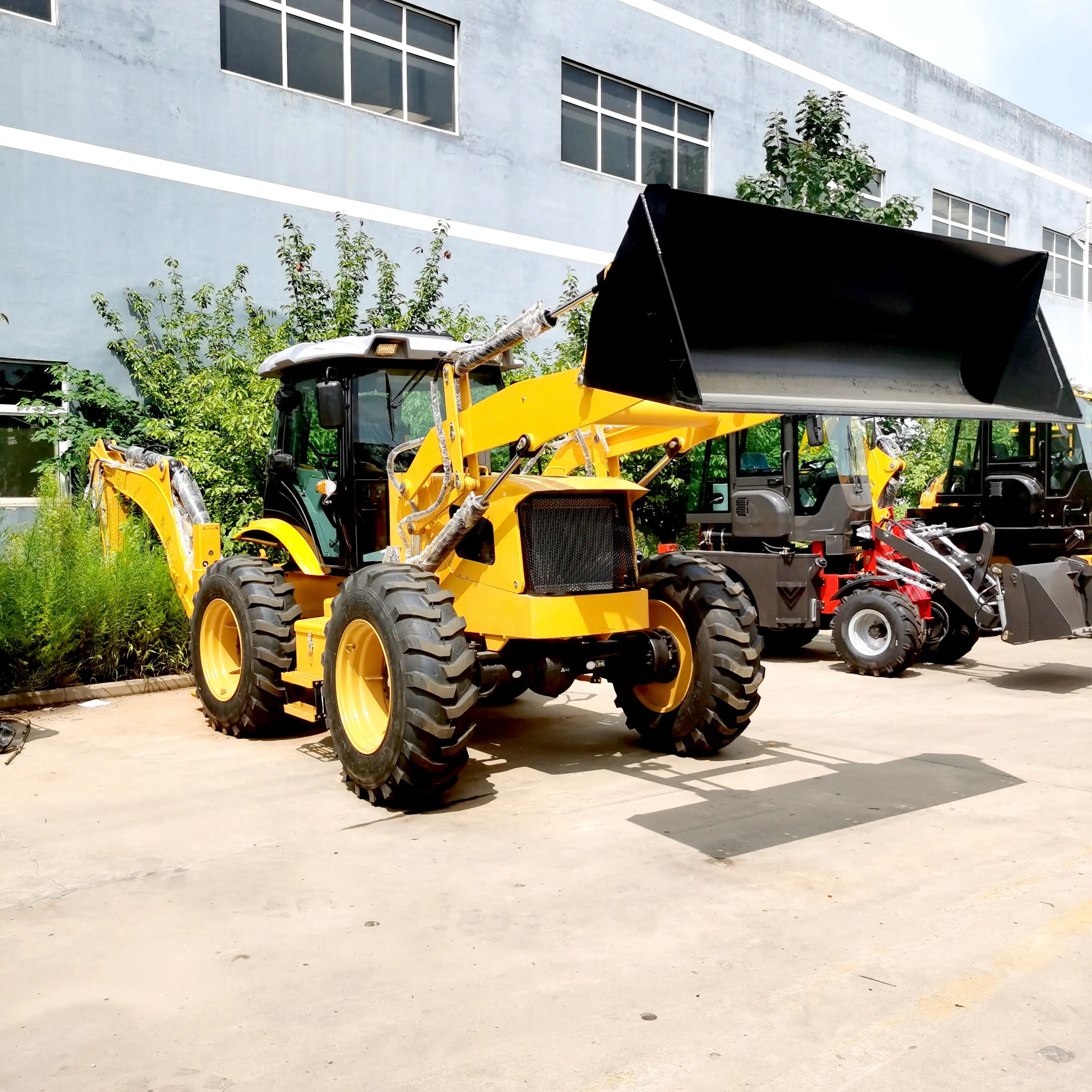 Produsen 4x4 Backhoe Loader China 3Ton 3.5Ton 4 Ton roda ekskavator Mini Backhoe traktor Loader dengan lampiran