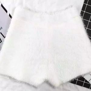 กางเกงขาสั้นเอวกลางผ้าขนโมแฮร์เนื้อนุ่ม แต่งกระดุม ดีไซน์รักษ์โลก ระบายอากาศได้ดี สไตล์ฮิปฮอปสำหรับผู้หญิง - Product Image 6