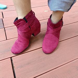 SW00901 chaussures <span class=keywords><strong>de</strong></span> <span class=keywords><strong>danse</strong></span> <span class=keywords><strong>latine</strong></span> en daim pour femmes confortables talon bas bout fermé à la mode conception d'été douce pour la salle <span class=keywords><strong>de</strong></span> bal Salsa - Product Image 2