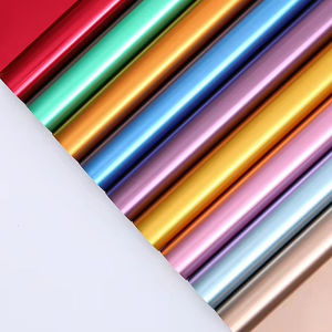 Paquete de Papel de Arte Mate Reciclable e Impermeable Brooke de Lujo, 20 Hojas, Color Bicolor Perlado, Papel de Regalo Floral para Floristas - Product Image 2