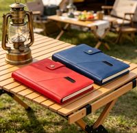 Carnet de notes promotionnel 2026 en cuir PU rigide A5 avec porte-stylo, personnalisable avec logo, pour entreprise (OEM)