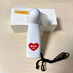 พัดลมมือถือขนาดเล็กปรับแต่งได้ พร้อมไฟ LED  แบบพกพา  รับผลิตตามแบรนด์ OEM  แบตเตอรี่เปลี่ยนได้  โลโก้ส่วนตัว  สำหรับใช้ในบ้าน - Product Image 2