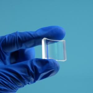 Nhà Sản Xuất Tùy Chỉnh Chống Phản Xạ Thủy Tinh Laser Quang Học Borosilicate UVC Phẳng Lồi Hình Trụ Ống Kính Lồi - Product Image 2