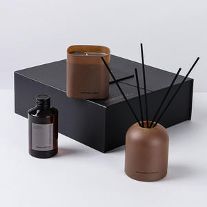 Parfum élevé personnalisé pour ensemble de diffuseur de roseaux Bouteille en verre de parfum pour usage domestique comprenant un cadeau de Noël et de Pâques haut de gamme Diwal - Product Image 3