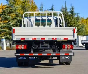 شاحنة خفيفة جديدة بـ 6 عجلات، محرك ديزل يورو 6، دفع رباعي 4×2، مقعد صف واحد، كاميرا خلفية، حمولة 5 أطنان، لنقل البضائع - Product Image 2