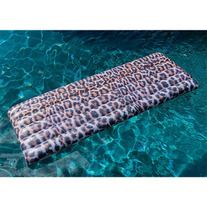 Colchoneta Inflable de PVC con Estampado de Leopardo para Piscina, 74"Lx30", Tumbona Extra Larga para Adultos - Product Image 3