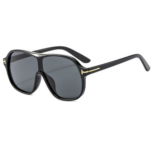 <b>Sunglasses</b> Square <b>Oversized</b> T Shape Black Frame PC Lens UV400 Women Fashion - Product Image 1