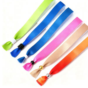 <span class=keywords><strong>Bracelet</strong></span> élastique tissé écologique personnalisable <span class=keywords><strong>Bracelet</strong></span> en tissu polyester <span class=keywords><strong>avec</strong></span> logo personnalisé à des fins promotionnelles - Product Image 3