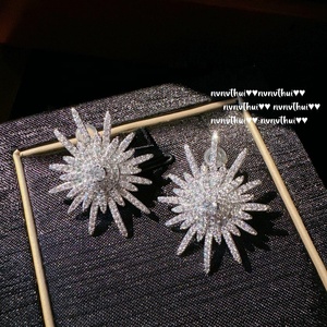 Orecchini da principessa sirena con perline tahitiane di mare profondo fiori ricchi zirconi e gioielli in ottone ciondolo in acciaio inossidabile - Product Image 2