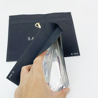 Sacs à vêtements plats Sacs d'emballage refermables givrés noirs à fermeture éclair pour robe
