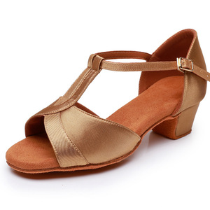 Chaussures <span class=keywords><strong>de</strong></span> <span class=keywords><strong>danse</strong></span> latine en satin à bride en T pour enfants, chaussures <span class=keywords><strong>de</strong></span> <span class=keywords><strong>danse</strong></span> <span class=keywords><strong>de</strong></span> salon Tango pour filles - Product Image 2