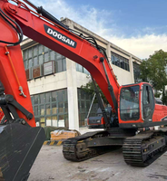 Excavatrice sur chenilles hydraulique Doosan DX340 d'occasion, très demandée, également disponible en modèles DX350, DX300, DX250 – Idéale pour la construction routière