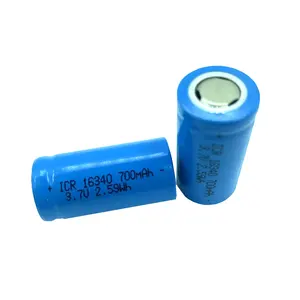 BOOT A ggrade quality ICR16340 3.7V 16340 size 700mAh 2.59Wh cylinder li-ion battery cells has 16*34mm dimensions