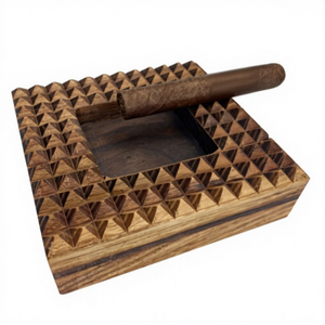 Cenicero Cuadrado de Madera para Escritorio, Diseño Minimalista, Porta Cigarros, Uso Doméstico, Acabado en Madera Natural - Product Image 1