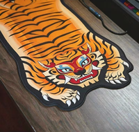 Tapis de bureau avec motif tête de tigre audacieux, rétro, tendance et cool ; tapis de souris et de bureau inspiré de l'art moderne, style punk