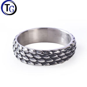 Tg Retro Snake <span class=keywords><strong>Ring</strong></span> Rvs Snake Scale <span class=keywords><strong>Ring</strong></span> Gepersonaliseerde Dragon Schaal <span class=keywords><strong>Ring</strong></span> Voor Mannen Fijne Sieraden - Product Image 1