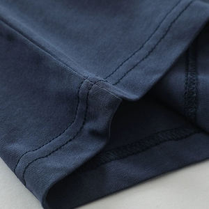 T-shirt d'été mignon imprimé bleu marine DTG T-shirt de marque personnalisée T-shirts en coton à col rond - Product Image 5