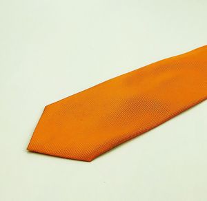 Nouvelle <span class=keywords><strong>cravate</strong></span> en <span class=keywords><strong>soie</strong></span> jacquard étroite et décontractée <span class=keywords><strong>orange</strong></span>, collection 2024, avec option de logo personnalisé et motif imprimé - Product Image 3