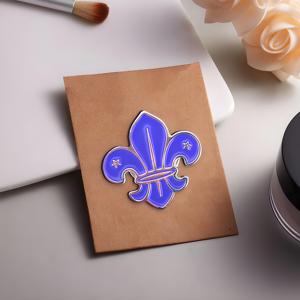 Bán buôn fleur-de-lis Crest Motif Lily biểu tượng men phù hiệu kim loại nhóm cảm thấy thanh niên trinh sát Câu lạc bộ tình nguyện sử dụng quà lưu niệm - Product Image 6