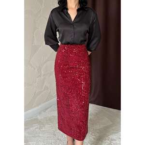 Elegante Falda Midi Brillante de Cintura Alta con Lentejuelas Color Borgoña para Mujer, 100% Poliéster - Product Image 2