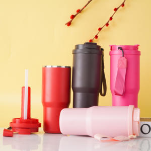 Auf Lager 750ml Edelstahl becher Isolierte thermische Kaffeetassen Auslaufs ichere Kaffee-Reise becher mit 2 in 1 Deckel mit Seil - Product Image 3