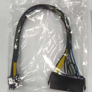 Adaptateur 24 broches vers 10 broches avec construction en aluminium, cuivre et plastique, longueur de 30 cm pour équipement électronique - Product Image 1