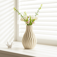 Vase à fleurs moderne rayé YBH de luxe pour la décoration de la maison européenne, en céramique et porcelaine, finition mate, durable et écologique, idéal pour Pâques