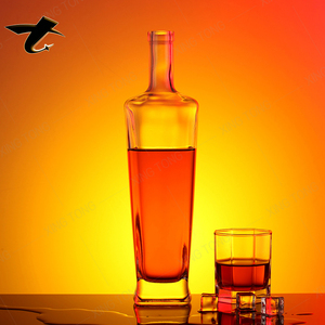 Bouteille en verre personnalisée de 750 ml pour vodka, gin, tequila, avec bouchon, pour le stockage de spiritueux - Product Image 1