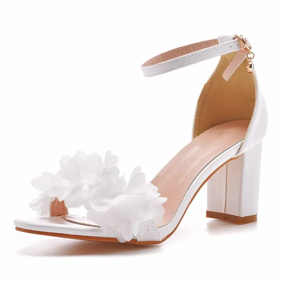 Sapatos De Casamento De Noiva De Luxo Block Heel Sandálias De Salto Alto Para As Mulheres De Noiva