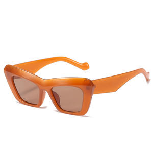 Nouvelles lunettes de soleil œil de chat pour femmes, protection UV400, monture en plastique et métal, lunettes de mode pour l'extérieur, options de couleurs noir et bleu - Product Image 3