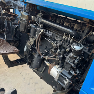 <span class=keywords><strong>Tracteur</strong></span> à roues <span class=keywords><strong>d</strong></span>'<span class=keywords><strong>occasion</strong></span> Shanghai New Holland 554, modèle à tête carrée <span class=keywords><strong>ancien</strong></span>, 4 roues motrices, 55 chevaux, moteur diesel 4 cylindres - Product Image 5