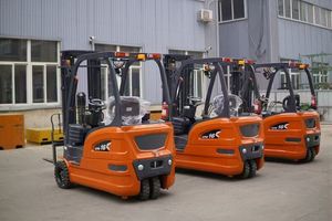 Carretilla elevadora de contenedores eléctrica HSLLIFT de 2 toneladas AC 4500MM de 3 ruedas con energía de batería fabricada en China Carretillas elevadoras directas de fábrica - Product Image 5