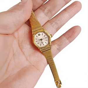 Montre analogique à quartz de luxe pour femme avec bracelet en acier inoxydable motif épi de blé, argent et or rose, montre tendance pour femme - Product Image 3