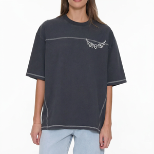 T-shirt surdimensionné gris foncé à manches courtes avec broderie logo aile et bordure contrastante, en jersey de coton décontracté pour homme, col rond - Product Image 1