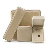 Boîte à bijoux en cuir personnalisée, emballage de luxe pour bagues, présentoir à bijoux, boîte à colliers en velours, avec logo
