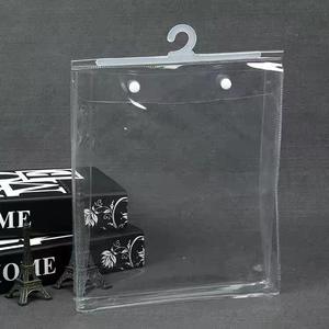 Bolsas con Cierre de Cremallera Reciclables de PE con Diseño Transparente y Ganchos de Botón para Uso Comercial y de Compras Multiusos - Product Image 1