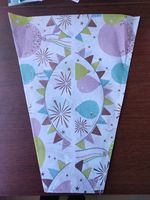 Emballage imprimé floral frais, sac à manches