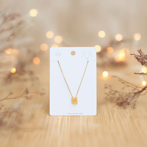 Collana con Ciondolo a Forma di Lettera M in Acciaio Inossidabile 12x14cm, Catena per Colletto alla Moda - Product Image 2